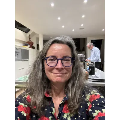 Liz's avatar